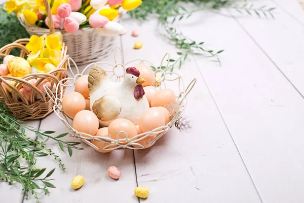 Fondo Pascua Con Huevos Flores Plantilla Para Texto — Foto de Stock