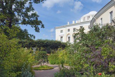 Empress Maria Feodorovna özel bahçe