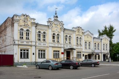 Biysk, eski büyük sokakta tarihi bir evde