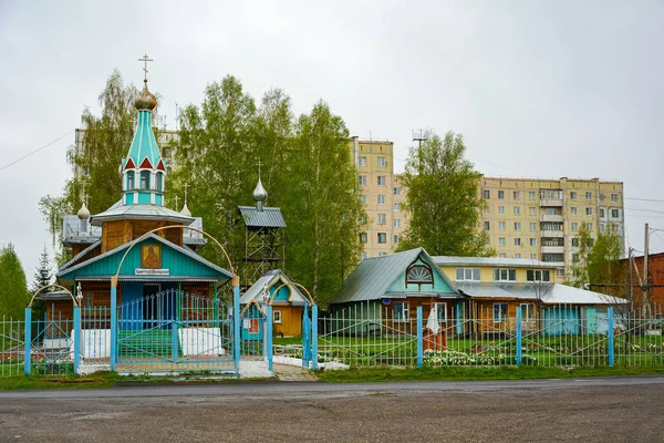 Ortodoxa kyrkan i byn Siberian — Stockfoto