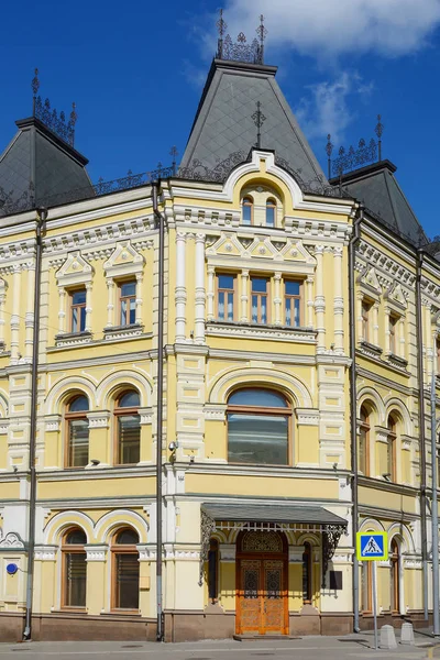 Moscow, the building in pseudo-Russian style — Stock Photo, Image