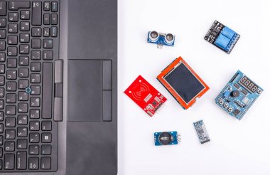 Bilgisayar programlama Mikroelektronik