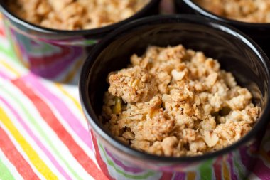 yaban mersini pişmiş kek barlar