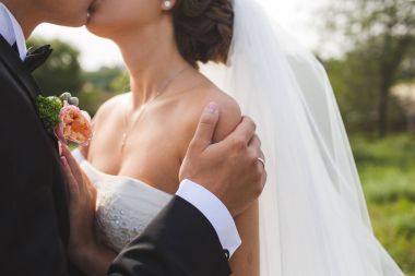 evlilik sevgi dolu cpouple evlilik