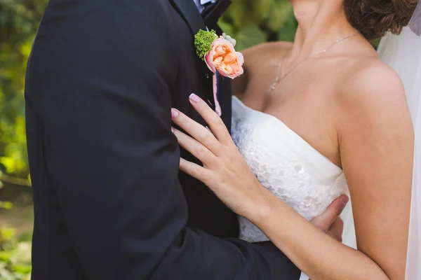 Wesele kochające się małżeństwo cpouple — Zdjęcie stockowe