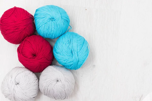 Palline di filato di lana colorato — Foto Stock