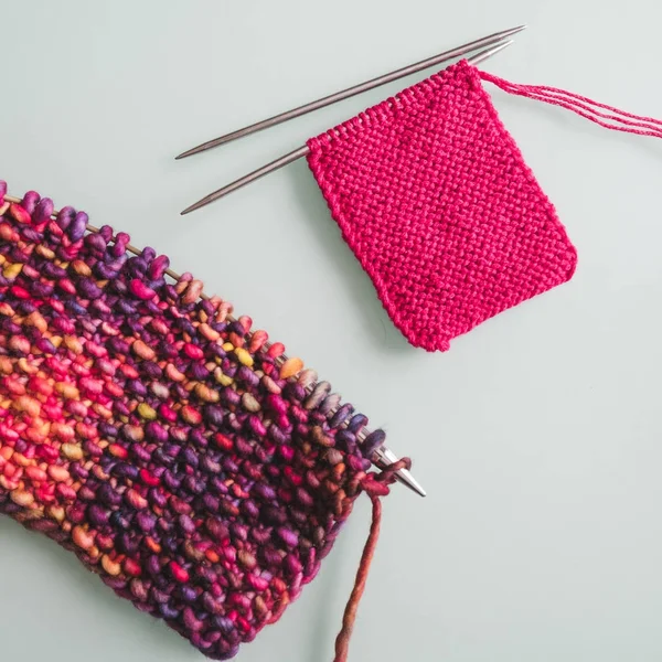 Örgü aksesuvarları. İplik topları