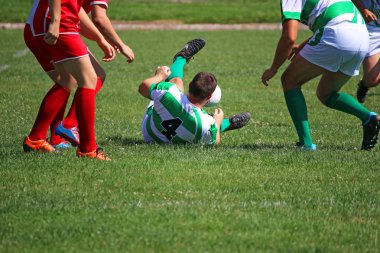 rugby oyuncuları sahada