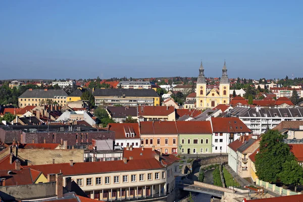 Stare budynki i gród kościół Eger Węgry Europy — Zdjęcie stockowe