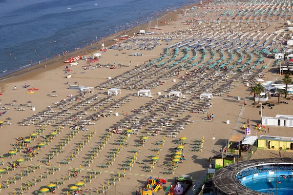 Rimini beach Adriyatik Denizi yaz sezon İtalya — Stok fotoğraf