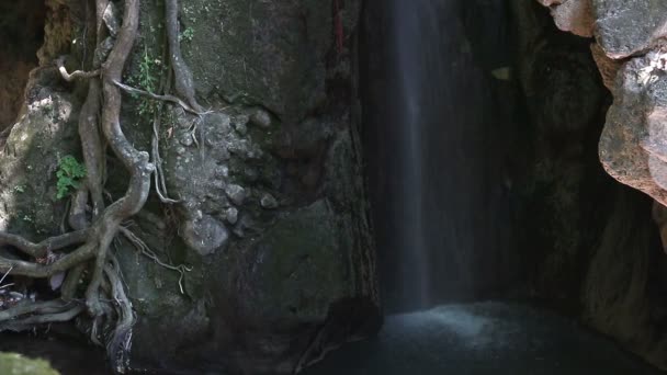 Водопад Антама близ Парги — стоковое видео