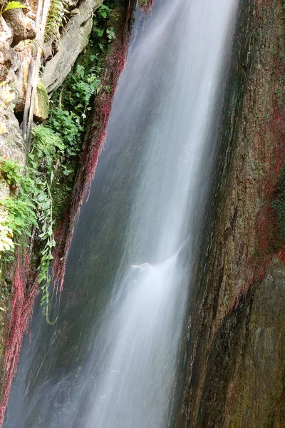 Anthousa 瀑布附近帕尔加希腊 — 图库照片