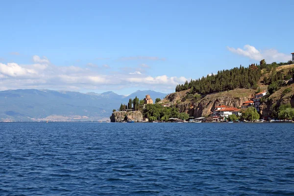 Jovan cerkiew kościół krajobraz jeziora Ochryda Macedonia — Zdjęcie stockowe