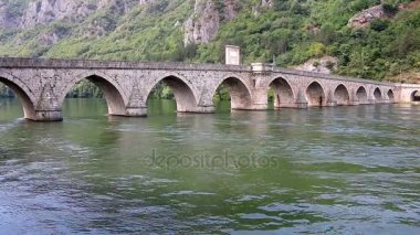 Drina Nehri Visegrad Bosna üzerinde ünlü taş köprü