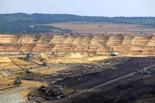Çukur kömür madeni Kostolac Sırbistan açın — Stok fotoğraf
