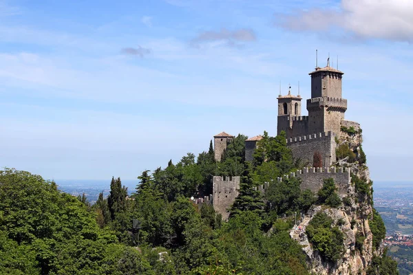 Rocca della Guaita San Marino fortaleza paisaje Italia — Foto de Stock
