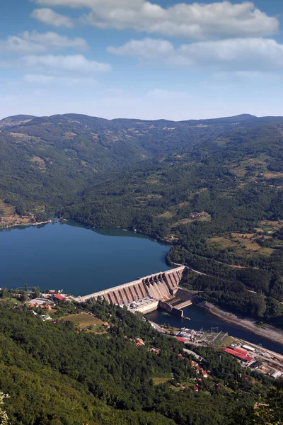 河川景観に関する Perucac セルビア水力発電所 — ストック写真