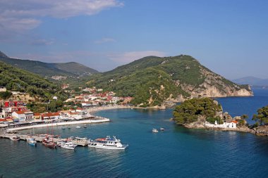 Turizm Parga Yunanistan yaz sezonu manzara