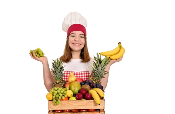 Cozinheiro Fêmea Com Uvas Bananas Frutas Diferentes Caixa Madeira — Fotografia de Stock