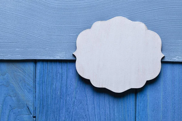 Plaque en bois vierge sur fond à deux couches — Photo