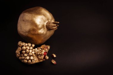 Altın egzotik meyve