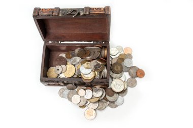 Bozuk para koleksiyonu eski kutuda
