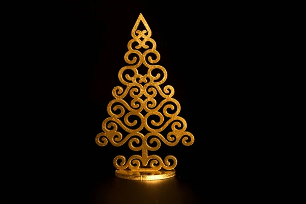 Weihnachtsbaum Gold Auf Schwarzem Hintergrund Bemalt — Stockfoto
