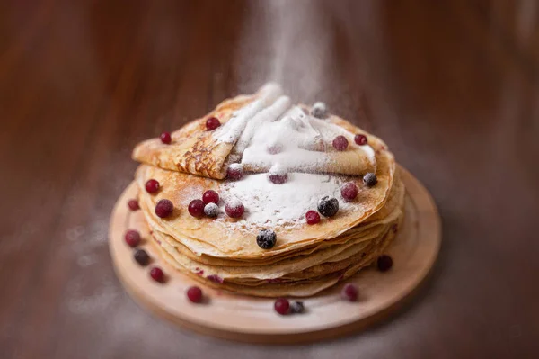 Panqueques Finos Con Corteza Crujiente Maslenitsa Panqueques Para Desayuno Carnaval — Foto de Stock