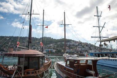 Türkiye 'de limanda tekneler