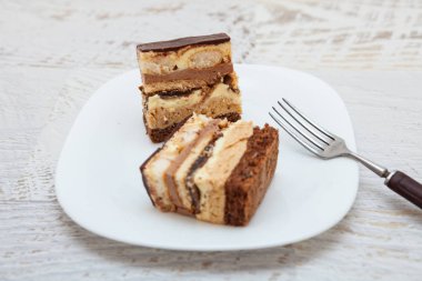 Vanilyalı ve çikolatalı kek