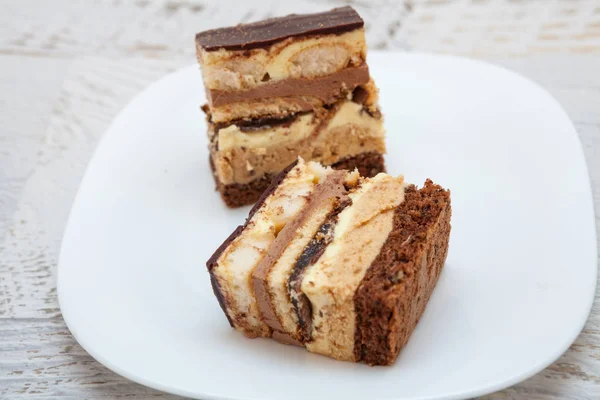 Vanilyalı ve çikolatalı kek