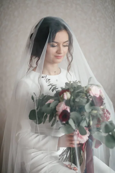 Portrait of the bride — Stock Photo, Image