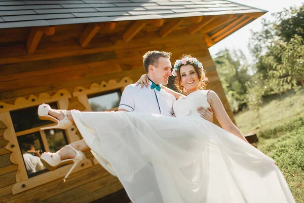 Groom with the bride on a walk — Stock Photo, Image