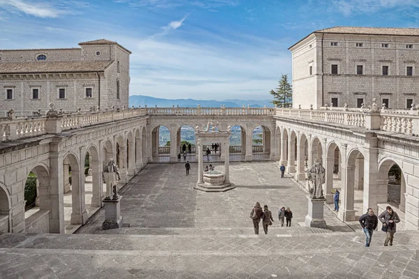 Montecassino Manastırı