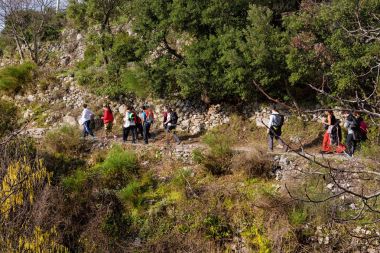 Sentiero Degli Dei, İtalya - 14 Ocak 2018: Agerola Amalfi Coast, 