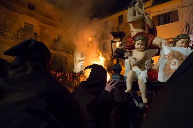 SESSA AURUNCA EASTER