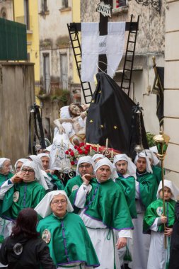 SESSA AURUNCA EASTER