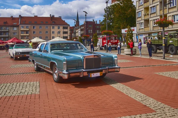 Gathering old vehicles — Stock Photo, Image