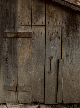 eski ahşap kapı