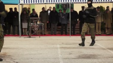 Kendini savunma eğitim genç askerler