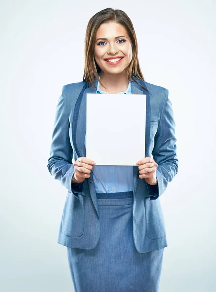 Leende kvinna tom bolagsstyrelse. — Stockfoto