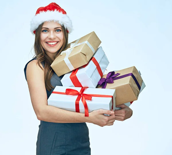 Mujer de negocios en cajas de celebración de sombrero de Navidad —  Fotos de Stock