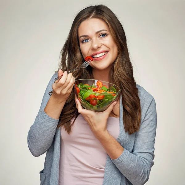 Овощная диета с зеленым салатом . — стоковое фото