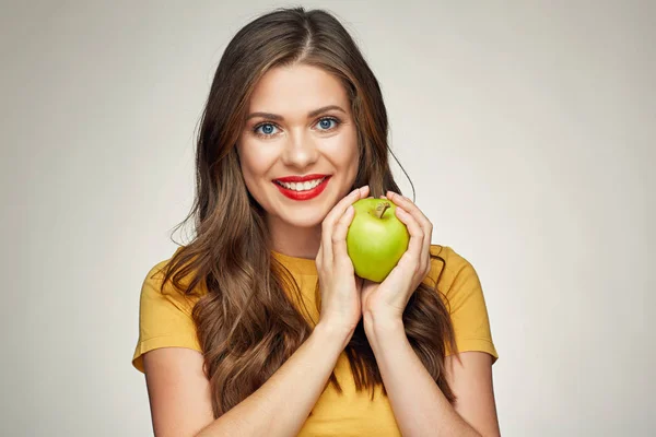 Maçã verde e sorriso saudável com dentes . — Fotografia de Stock