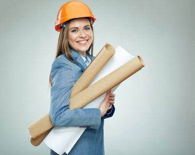 Gülümseyen kadın builder mimar giyen takım elbise