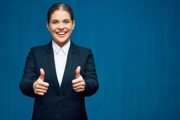 Lächelnde Geschäftsfrau Business Anzug Zeigt Daumen Hoch — Stockfoto