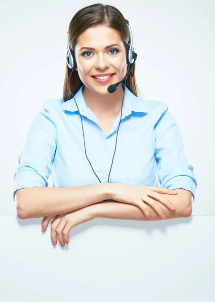 Mujer operadora con auriculares — Foto de Stock