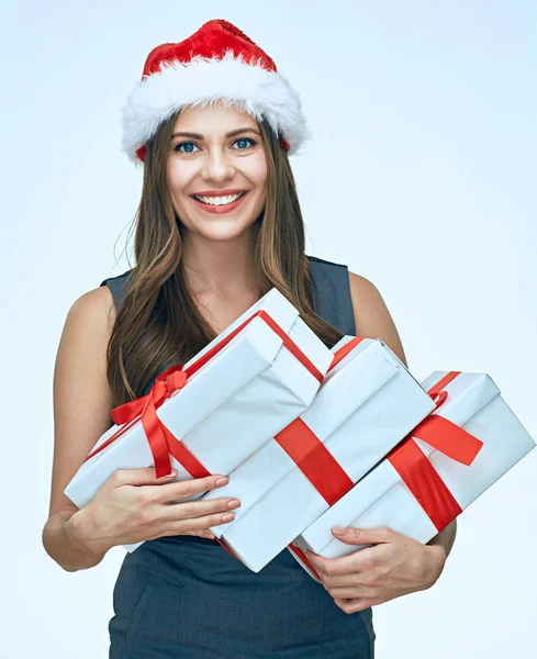 Mujer de negocios en cajas de celebración de sombrero de Navidad —  Fotos de Stock