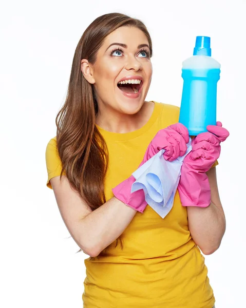 Verrast Vrouw Roze Handschoenen Houden Reinigingsmiddel Fles — Stockfoto