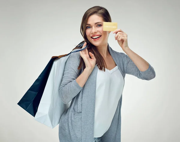 Случайные Одетые Счастливая Женщина Держит Сумки Кредитную Карту Успешного Покупок — стоковое фото